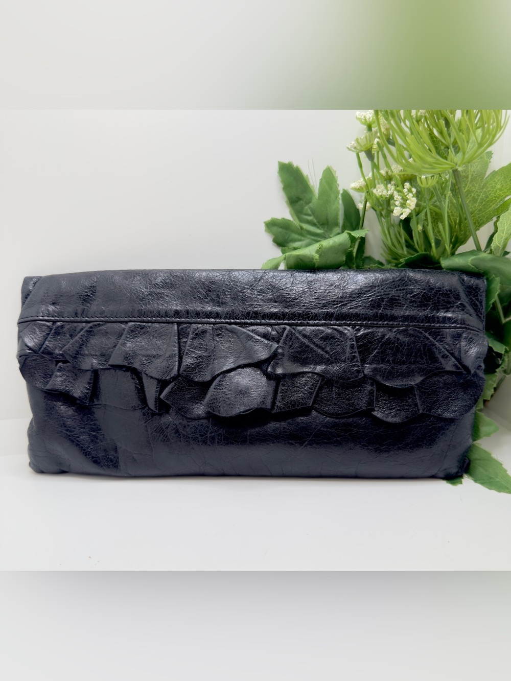 Hobo International Womens Leather Ruffle Accented Clutch Black - Picture 3 of 8